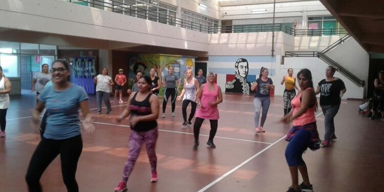 El club El Fogón de Mármol ofrece clases gratuitas de zumba