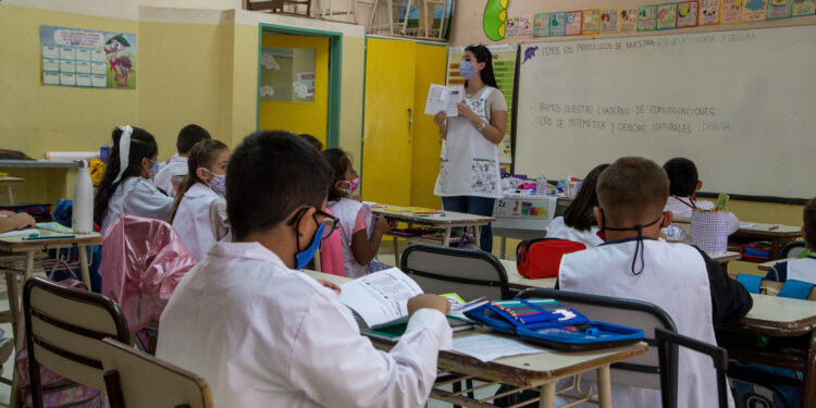 Más de 5 millones de alumnos comenzaron las clases en la Provincia