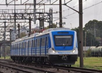 Paro de trenes: refuerzan líneas de colectivos que unen la provincia con CABA