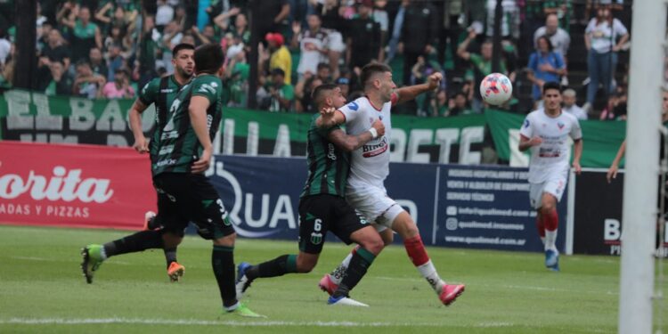 Brown de Adrogué empató con el Torito en Mataderos