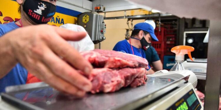 El consumo de carne vacuna cayó 2,7% en la comparación interanual de marzo