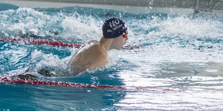Adrogué: Petti organiza la 15a. edición de la ya clásica competencia de natación