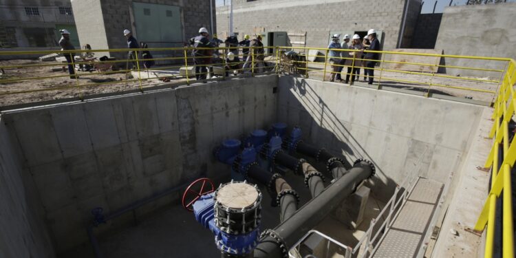Construyen en Brown una planta cloacal que beneficiará a 60 mil vecinos