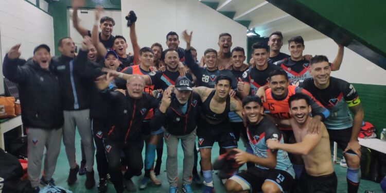 Brown de Adrogué le ganó a Ferro y quedó tercero en la Primera Nacional