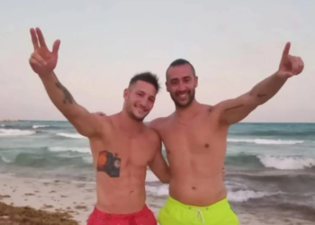 Dos guardavidas de Monte Grande que estaban de vacaciones en México rescataron a un hombre que se ahogaba