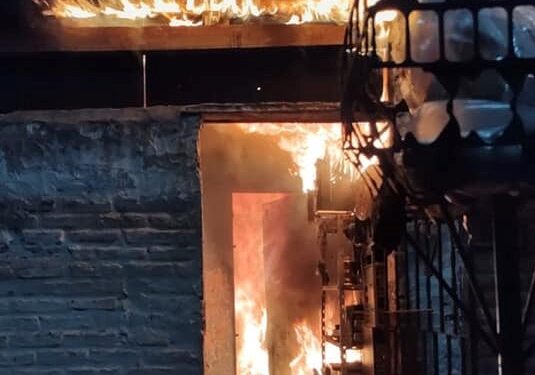 San José: se incendió completamente una vivienda