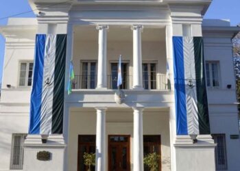 ¿Cuánto sabes sobre la bandera de Almirante Brown?