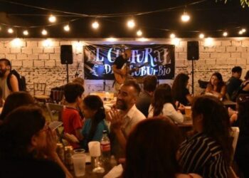 «Peña Soberana» en Longchamps, con artistas invitados y buffet popular