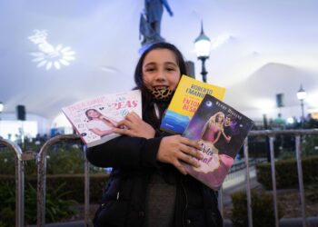 ¿Qué libros compraron los visitantes de la Feria Internacional del Libro de Almirante Brown?