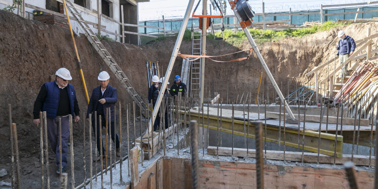 Más cloacas: Cascallares visitó las obras de la nueva estación de bombeo en Burzaco