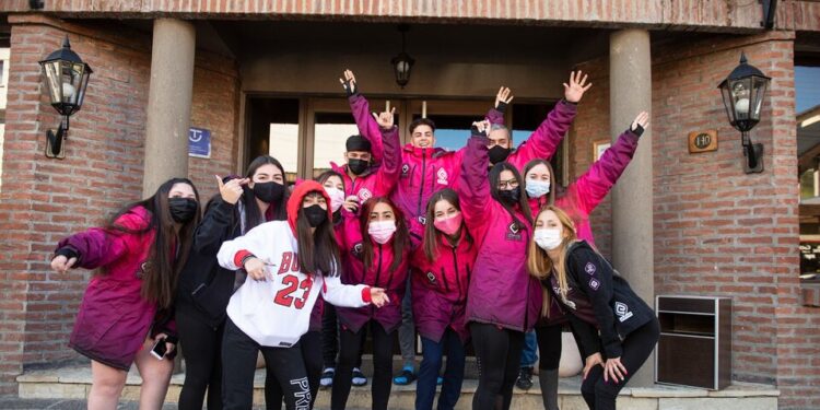 Abrió la inscripción a los viajes de egresados gratuitos para alumnos bonaerenses