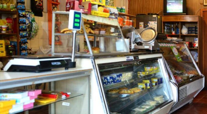 El dólar bajó pero almaceneros alertan subas del 10% en los alimentos estos últimos días