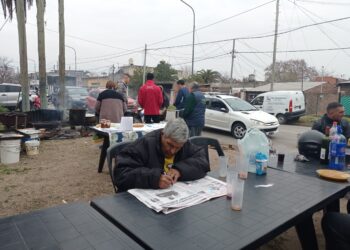 Mármol: vendieron 7 ollas de locro y sueñan con ir a la Copa del Mundo de taekwon-do