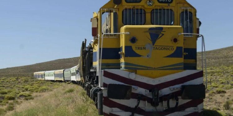 El gobierno nacional invertirá 900 millones de dólares para rehabilitar el tren que llegará a Vaca Muerta