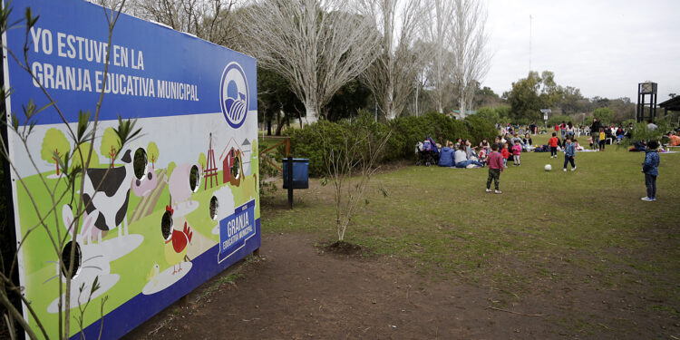 La granja educativa municipal suma actividades en vacaciones de invierno