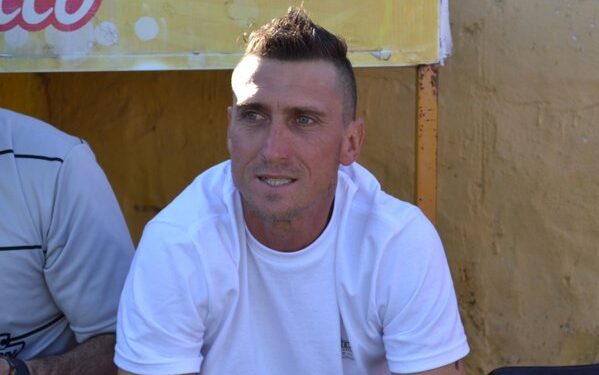 Papelón en Burzaco: Bilbao pidió el doble de sueldo y no será DT de Sanma