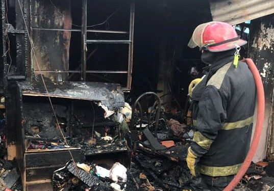 Adrogué: juntan donaciones para una familia del Colegio Del Carmen que perdió todo en un incendio