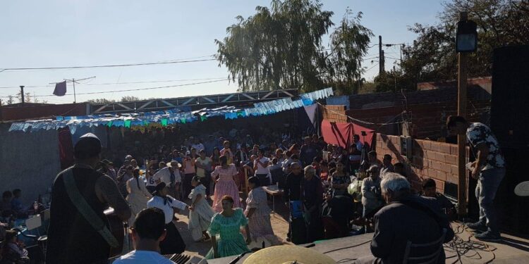 Sendero Gaucho realizará un certamen de Folklore en Burzaco con diferentes danzas