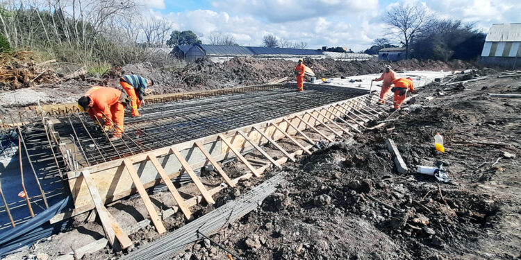 Con cuatro obras hidráulicas, Brown avanza con un histórico plan de saneamiento