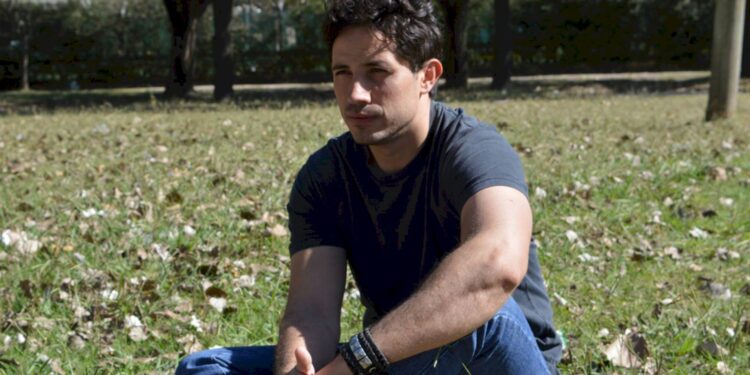 Pablo Salum, el joven que hace 30 años escapó de la secta del horror y se fue a Lomas