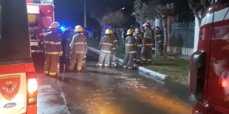 Atan y queman a una mujer de 77 años en su casa de Solano