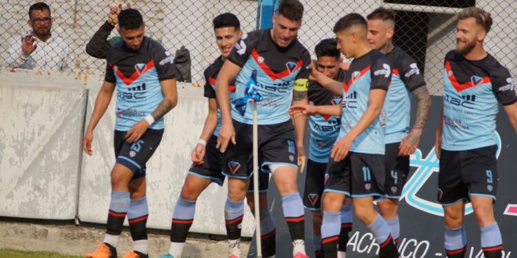 A Brown de Adrogué se lo empataron en el final