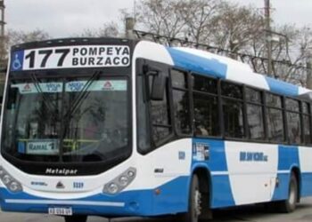 Continúa la medida que afecta al servicio de colectivos en el AMBA