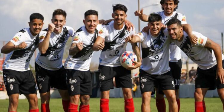 Claypole ganó y se mete al reducido y Sanma perdió en Burzaco