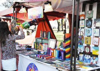 Llega una feria de mujeres emprendedoras y comidas típicas a Ministro Rivadavia