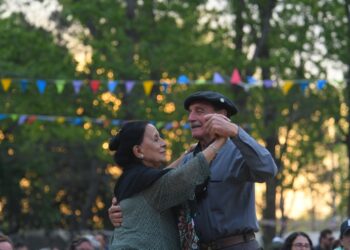 Buenos Aires celebra: gastronomía en Lobos, rock en Berazategui y salame en Mercedes