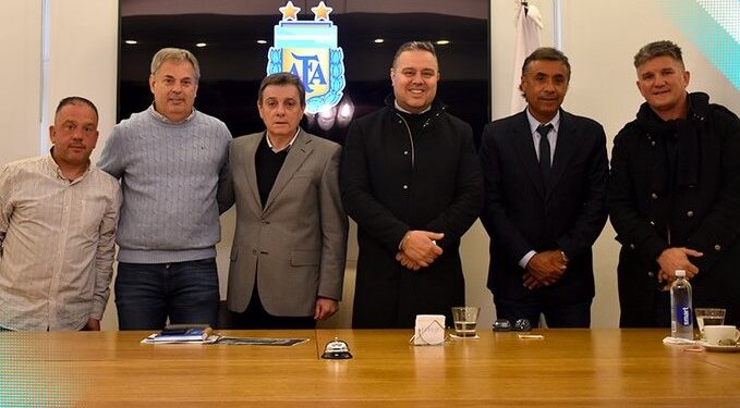 Brown hará de local en San Nicolás y los socios piden que el club se haga cargo del traslado de los hinchas