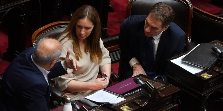 La oposición rechazó el artículo del Presupuesto para que el Poder Judicial pague Ganancias