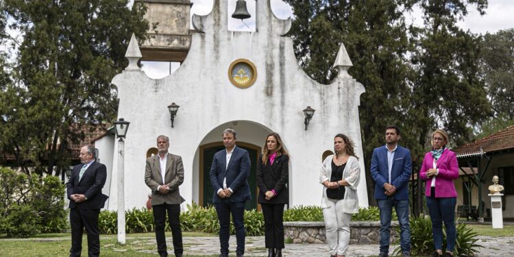 Burzaco: en el Día de la Lealtad, anunciaron obras en el Hogar Eva Perón