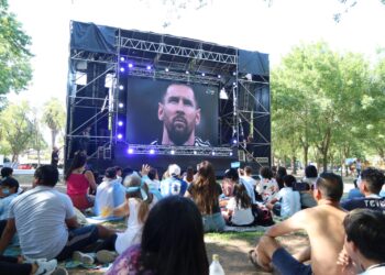 Instalan en Burzaco el punto de aliento para el partido de Argentina ante Polonia