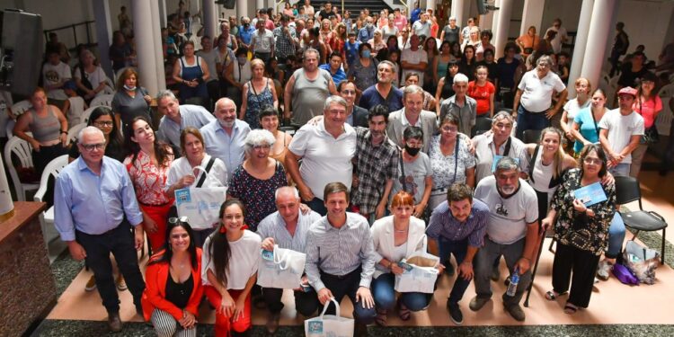 Provincia entregó nuevos pases libres a vecinos de Brown, Lomas y San Vicente