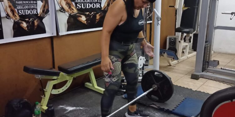 Valeria Maidana: la vecina de Glew volvió a ganar el campeonato de levantamiento de pesas