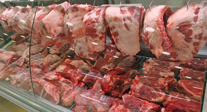 Berazategui: hay otros dos internados por comer carne en mal estado