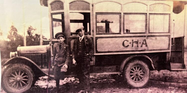 Cumple 100 años una empresa de colectivos de Lomas