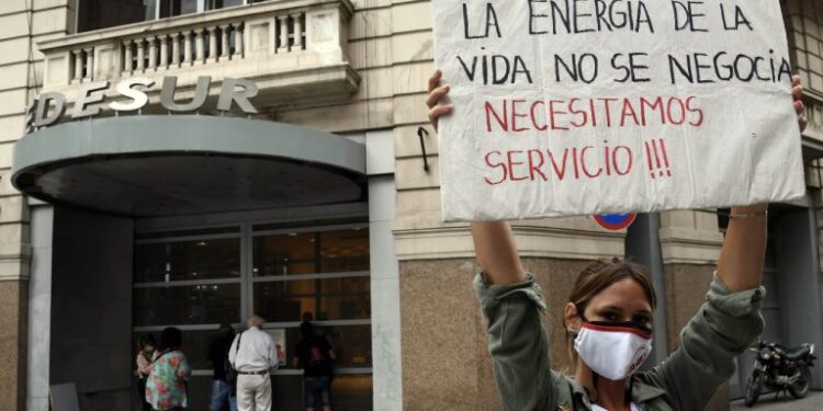 El Enre enviará un informe al Congreso para analizar la quita de la concesión a Edesur