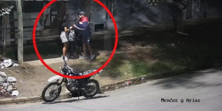 Lanús: detuvieron a un hombre que golpeó a su ex pareja delante de su hija