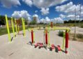 Instalan juegos infantiles e infraestructura para hacer ejercicio en el Parque Don Orione