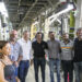 Recorren una empresa textil de Burzaco que potencia su producción y genera empleo