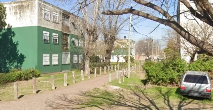 Don Orione: balean a un ex policía en una discusión por venta de drogas