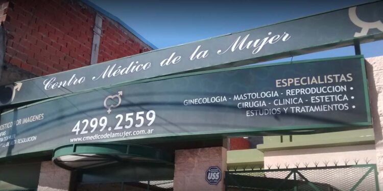 Ocho mujeres denuncian por abusos a un ginecólogo de Burzaco