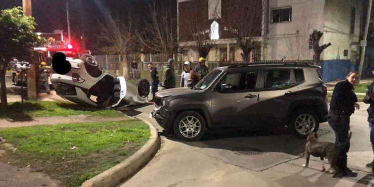 Terrible choque y vuelco con cuatro heridos en San José