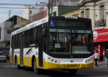 Lomas: detuvieron a un ex gendarme que amenazó con un arma a un pasajero