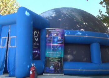 Mañana habrá un planetario móvil en la plaza de José Mármol
