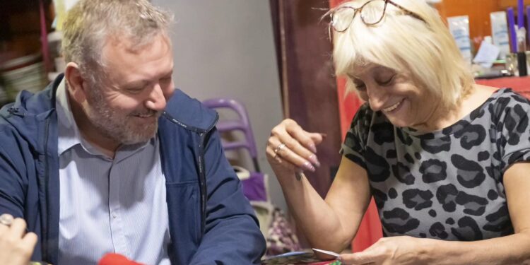 A sus 59 años, una vecina de Brown logró obtener su DNI: «Estoy feliz»