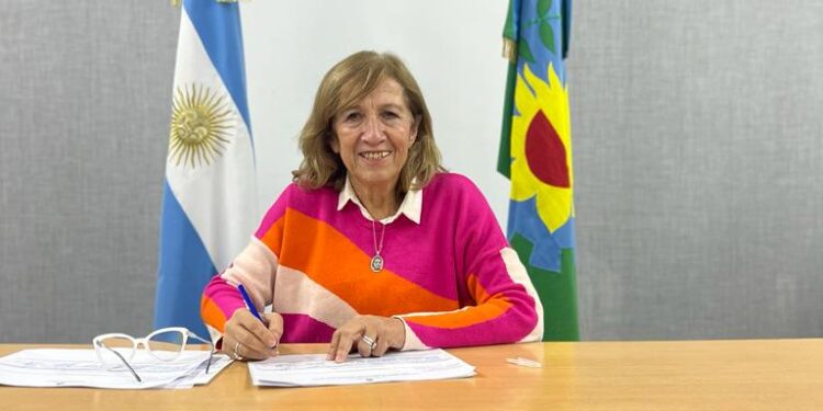 María Rosa Martinez será candidata a senadora provincial