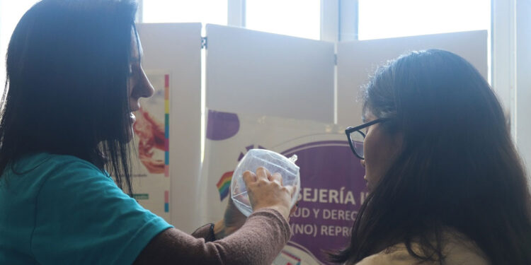 La Universidad de Avellaneda será la primera en distribuir preservativos vaginales gratis